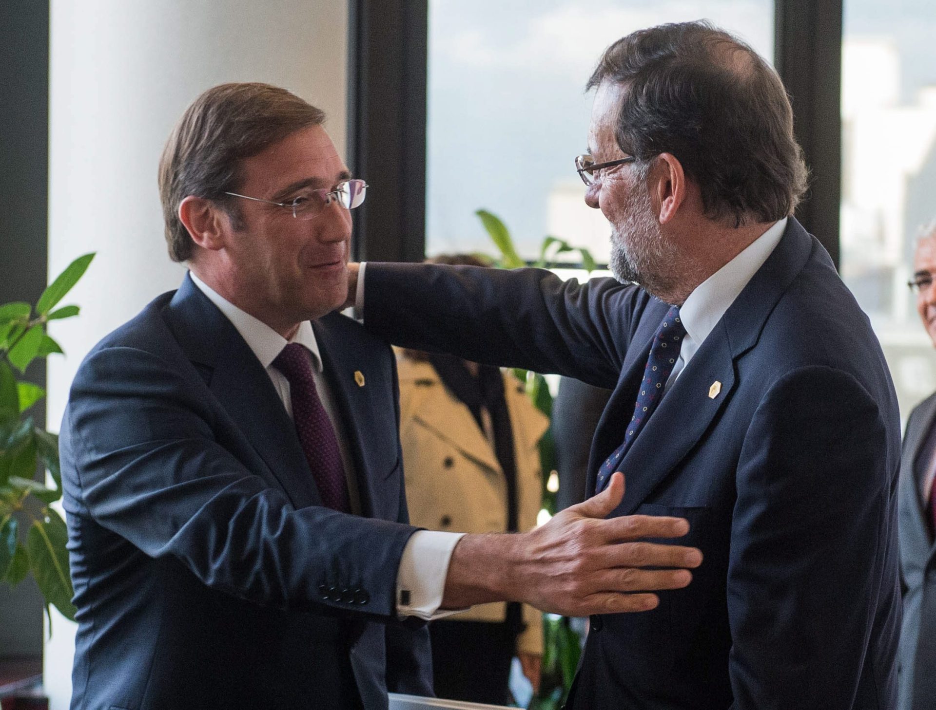 Passos defende “Espanha unida” em encontro com Rajoy