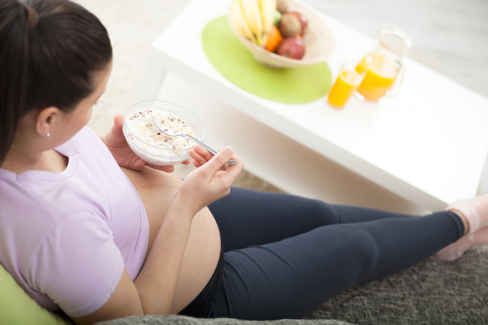 Mulheres grávidas não precisam de “comer por dois”