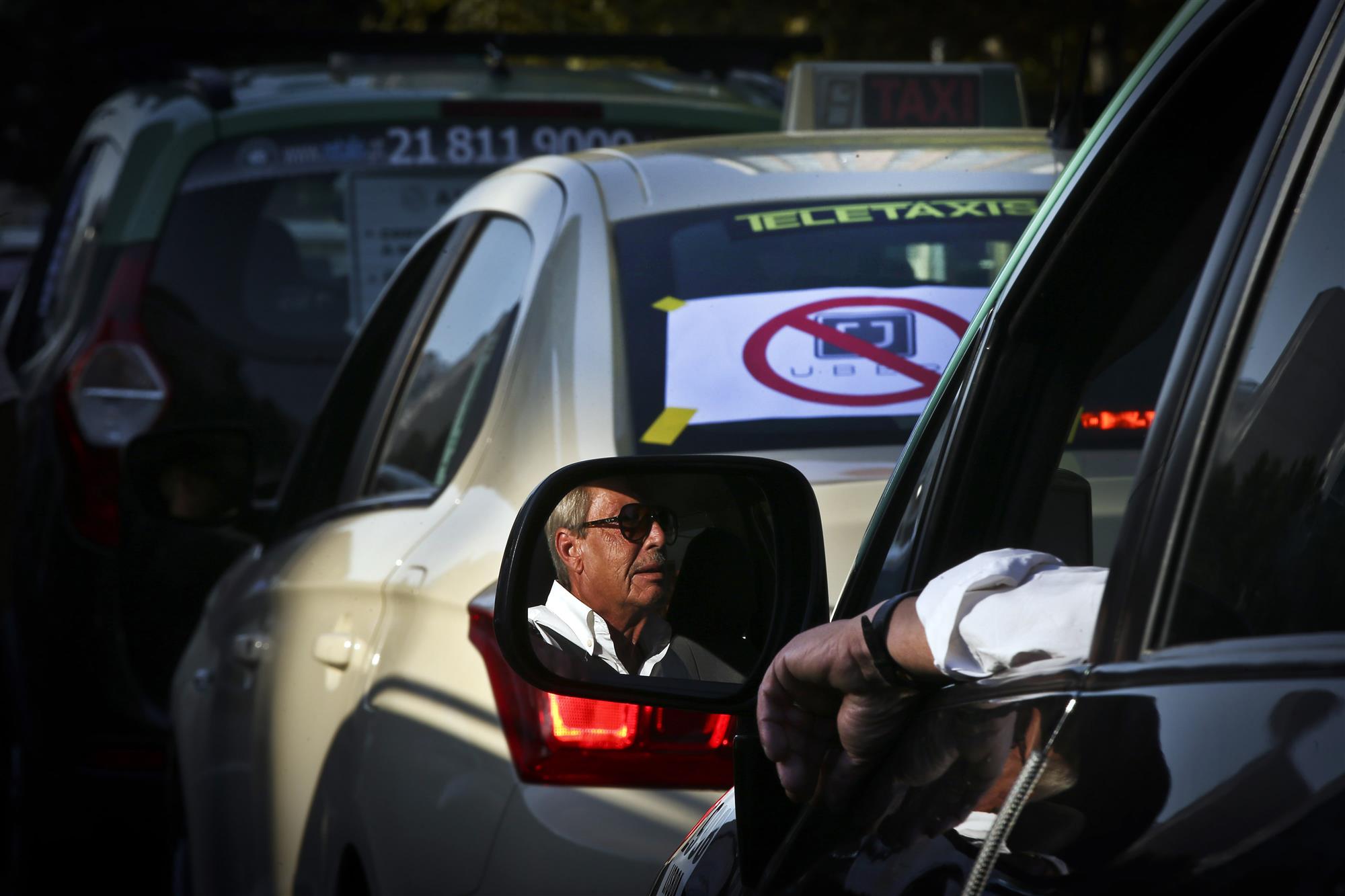 PPM solidário com taxistas na luta contra o Uber