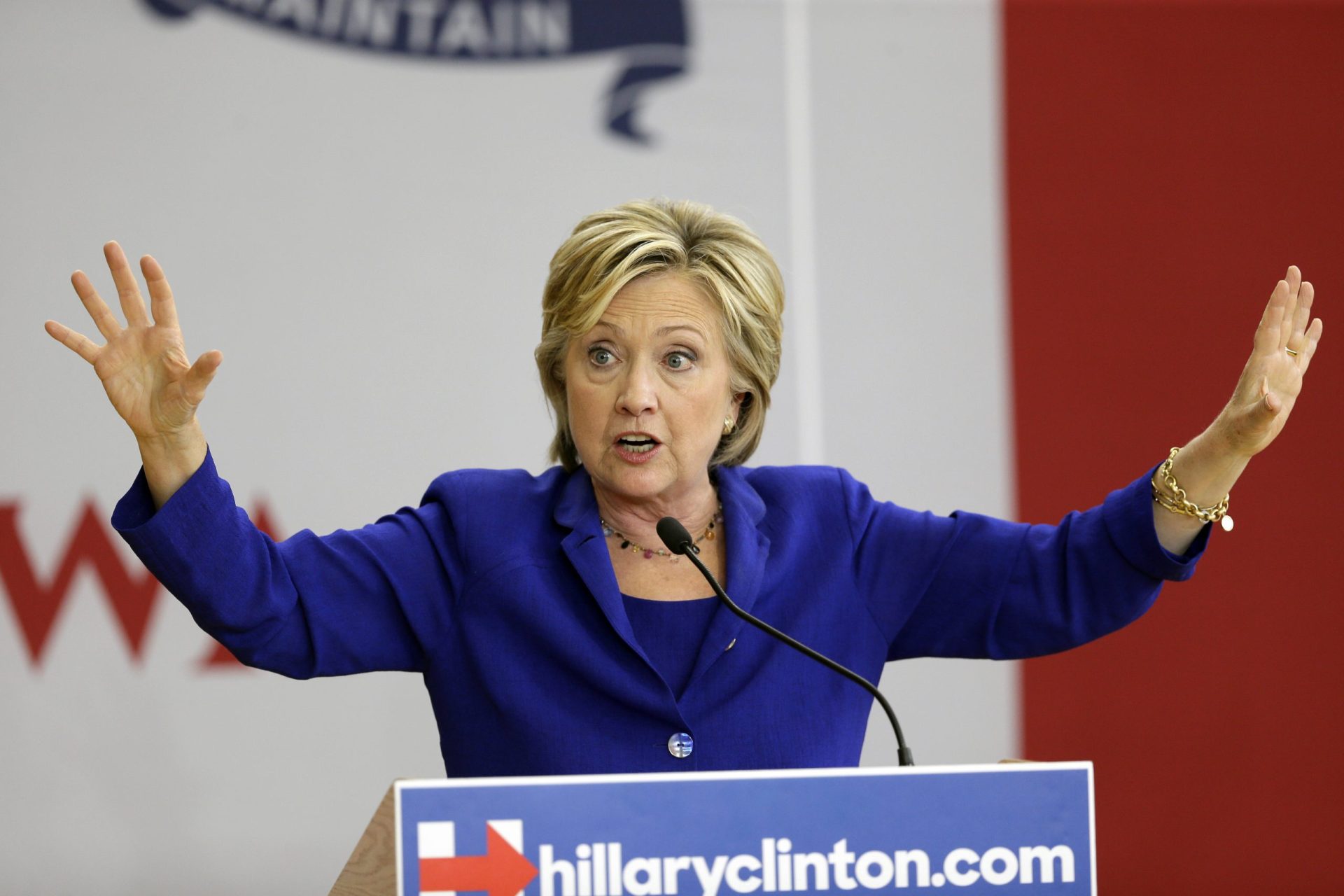 Encontrados novos ‘emails’ trocados por Hillary Clinton