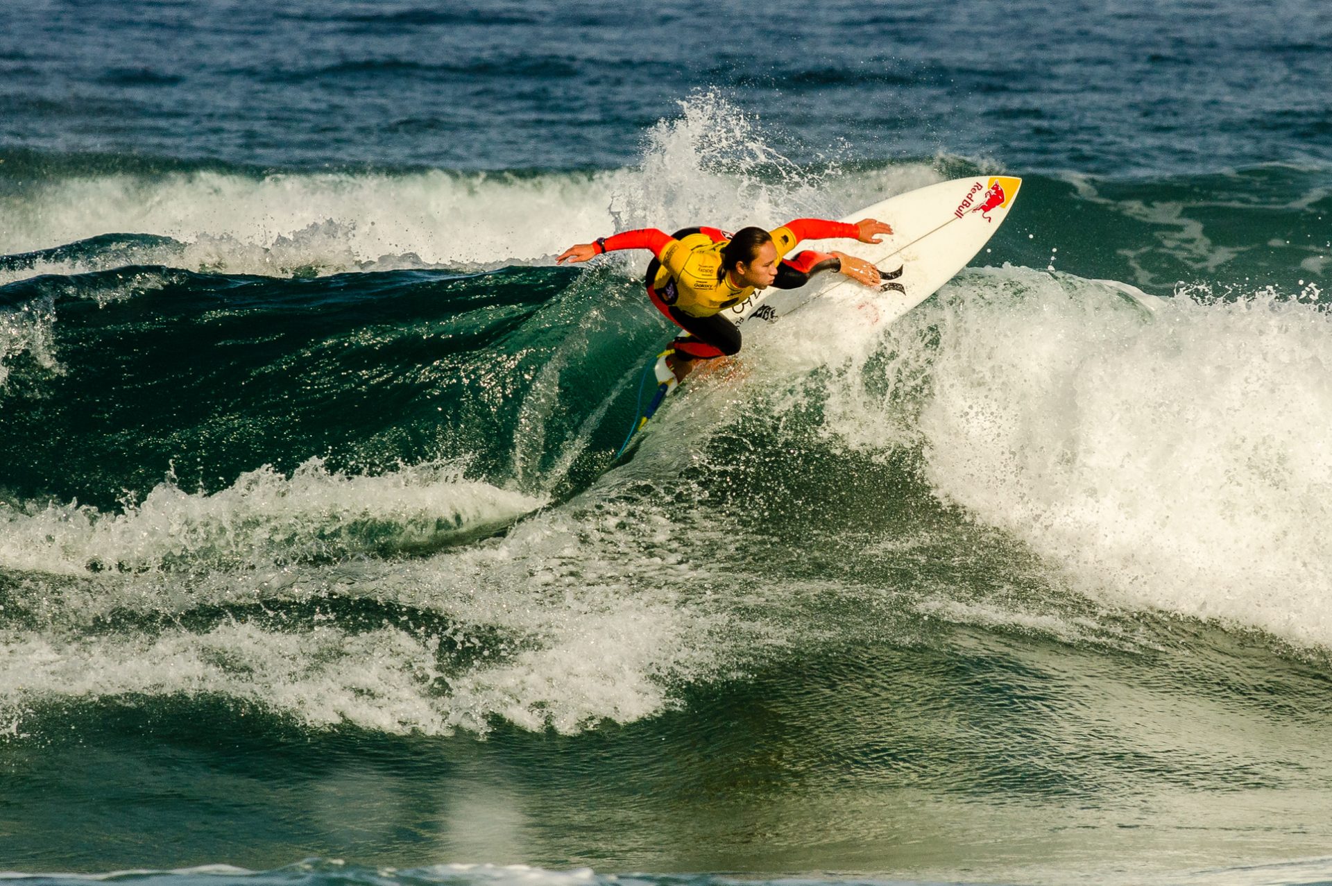 Carissa Moore. “Espero um dia voltar à capa da ‘Surfer'”