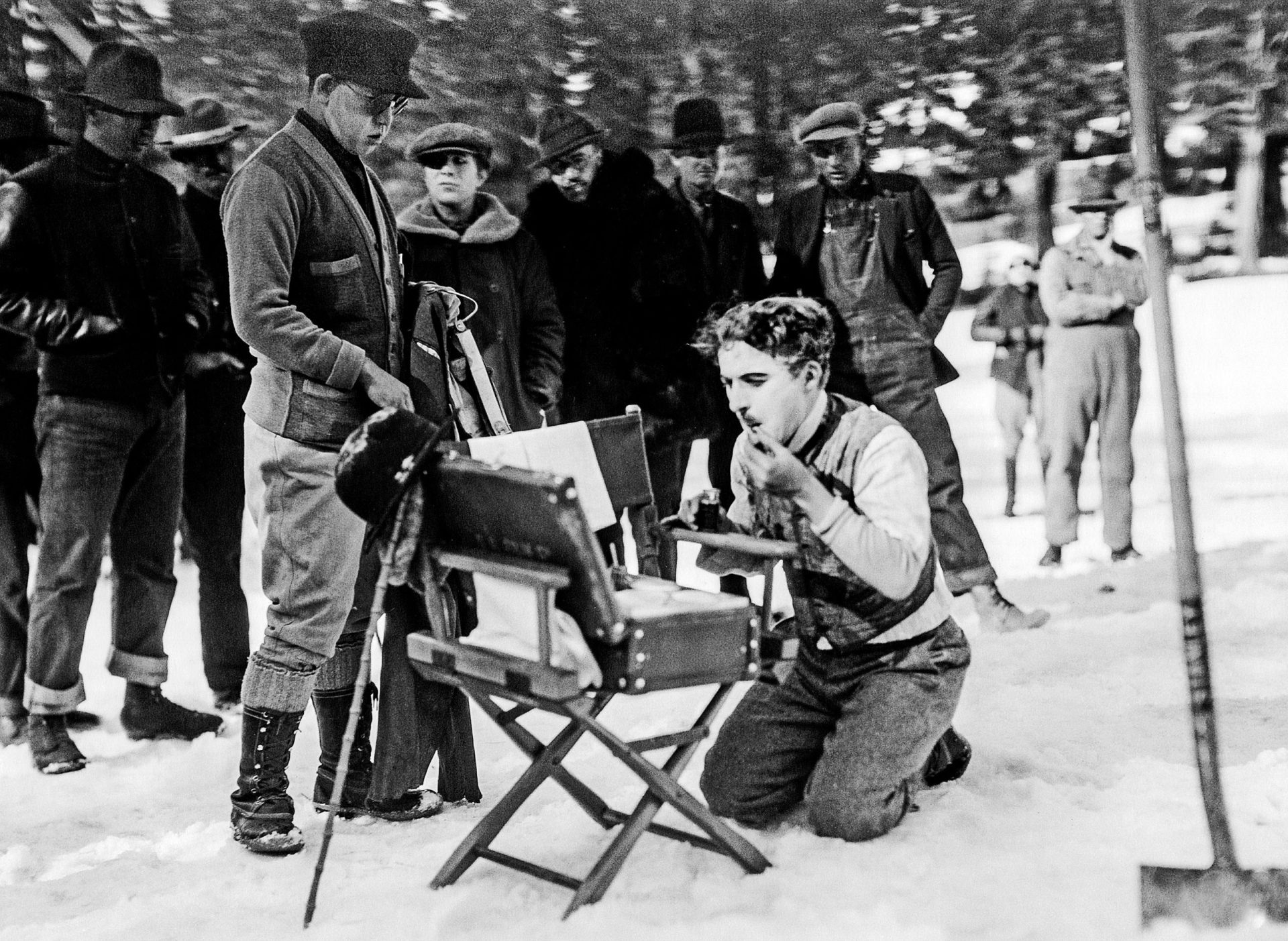 Charlie Chaplin. O novo roteiro do vagabundo clássico