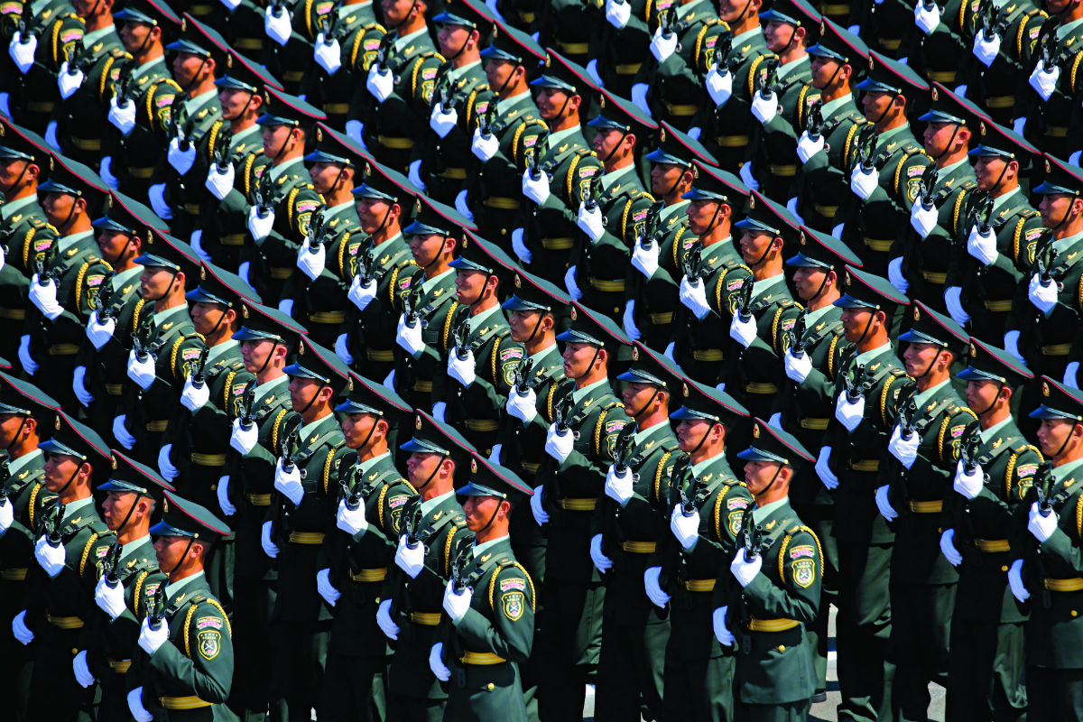 China. Exército reduzido em 300 mil soldados como “gesto de paz”