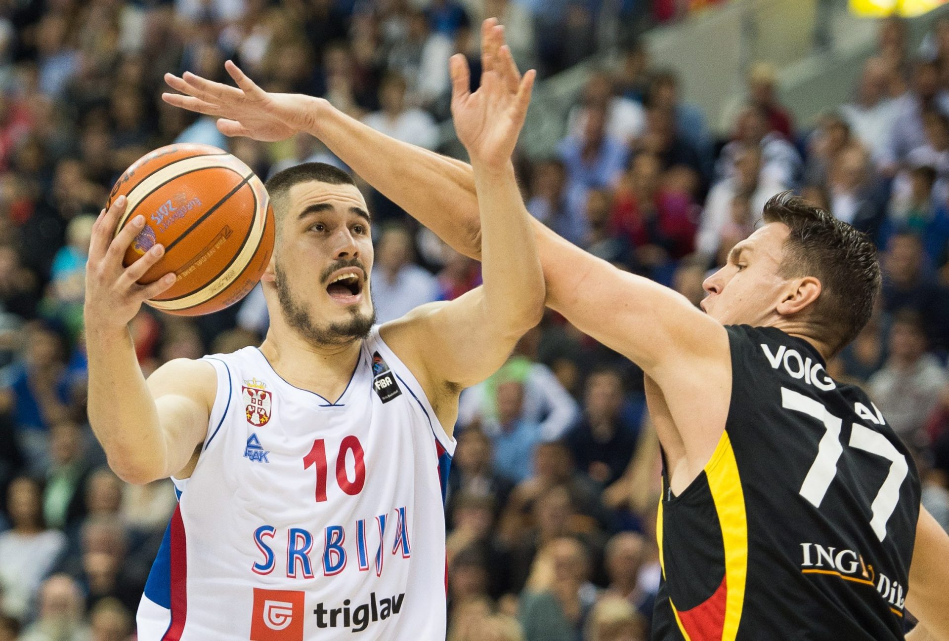 Sérvia bem lançada no Eurobasket-2015