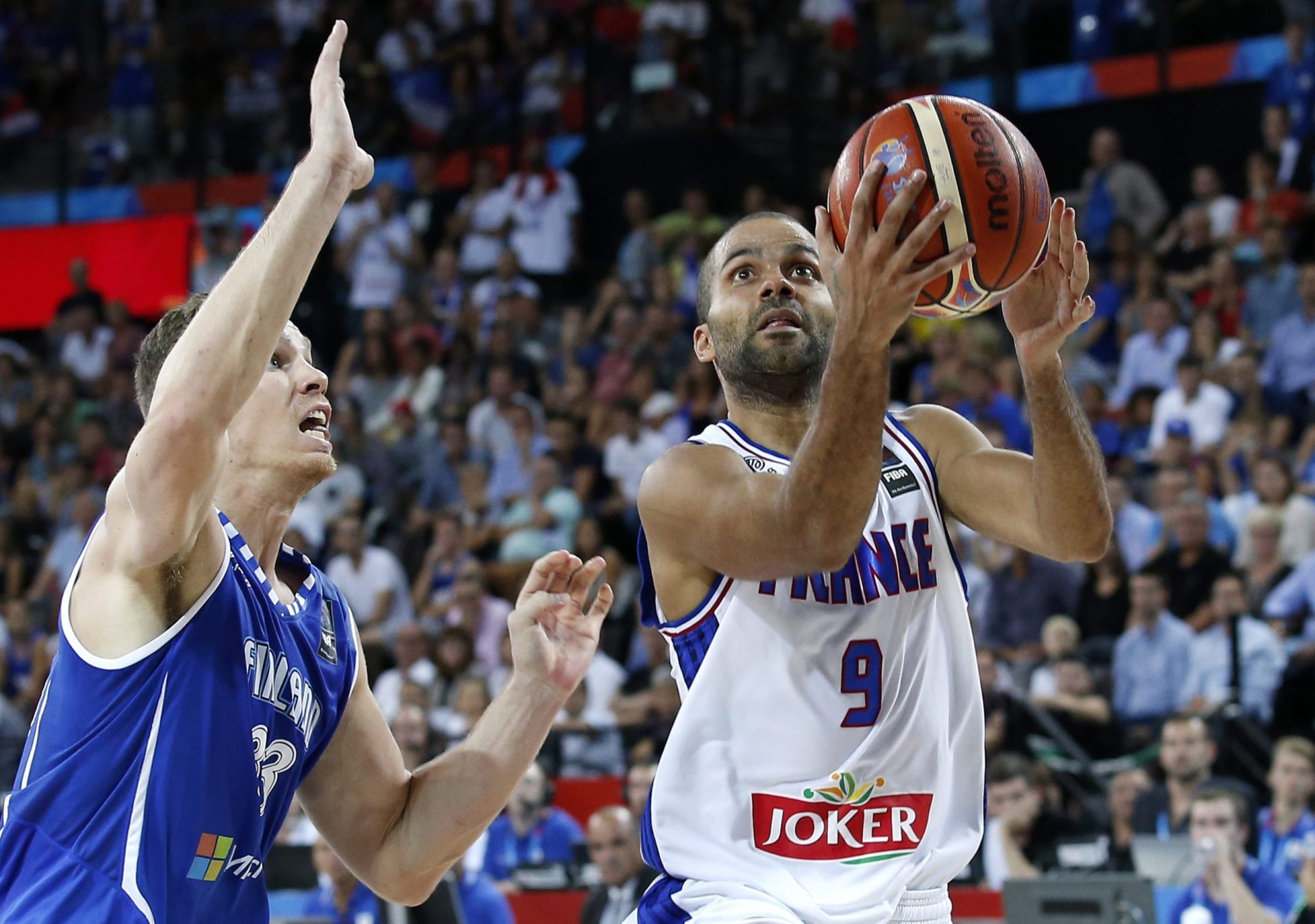 Tony Parker. Começar a semana da melhor maneira