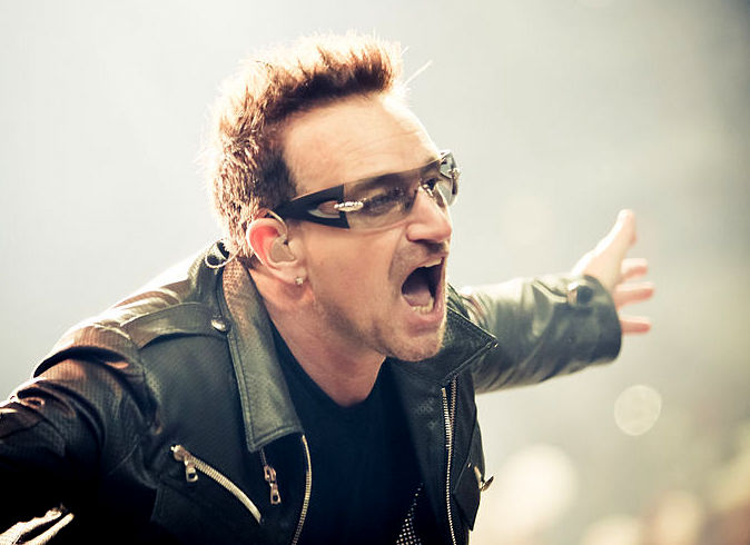 Bono fala pela primeira vez sobre a crise dos refugiados