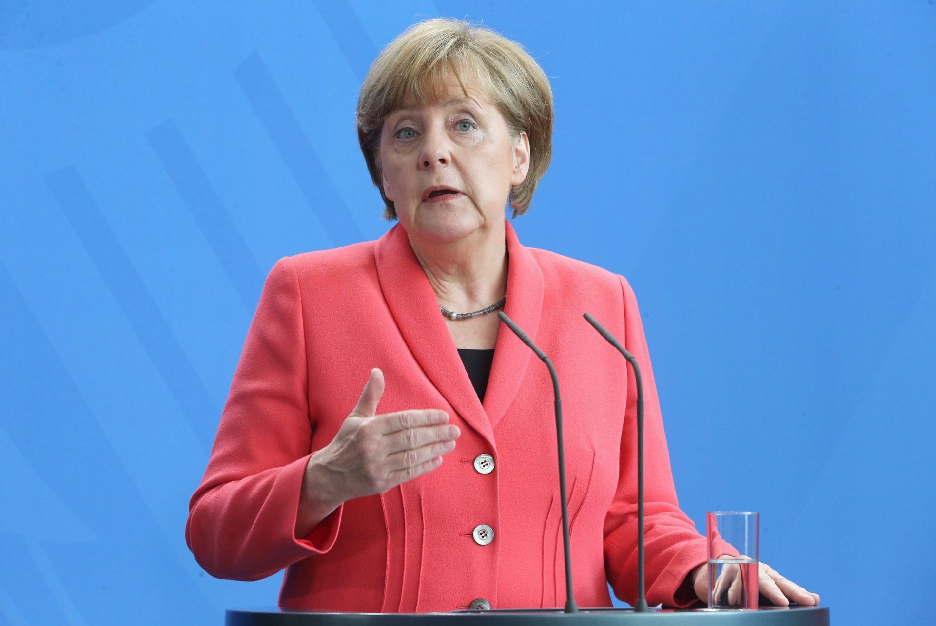 Merkel. “Não podemos deixar que rejeitem a integração”
