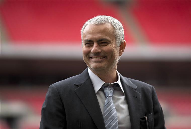 Mourinho. Afinal, o Special One ri… e muito!