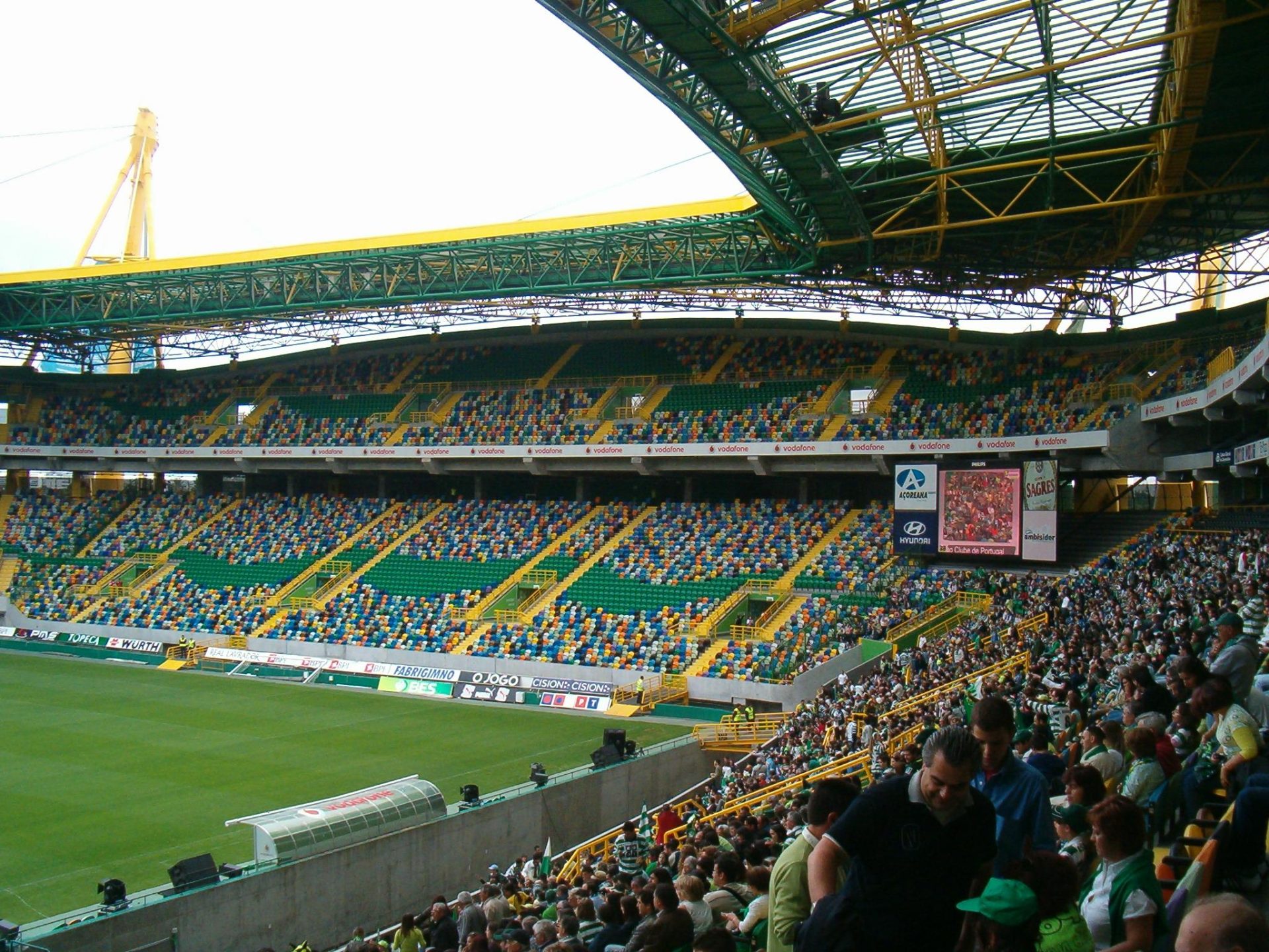 Violência entre adeptos em Alvalade