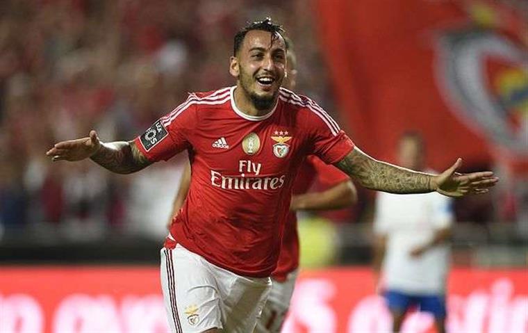 Taça de Portugal. Mitroglou dá vantagem ao Benfica