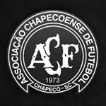 Tragédia. V. Guimarães homenageia Chapecoense e Caio Júnior