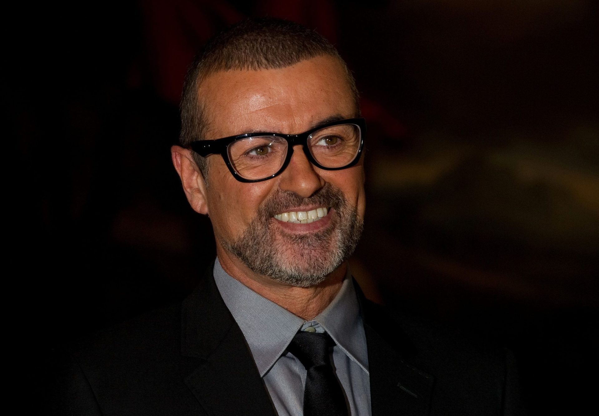 George Michael terá morrido devido a uma “falha cardíaca”