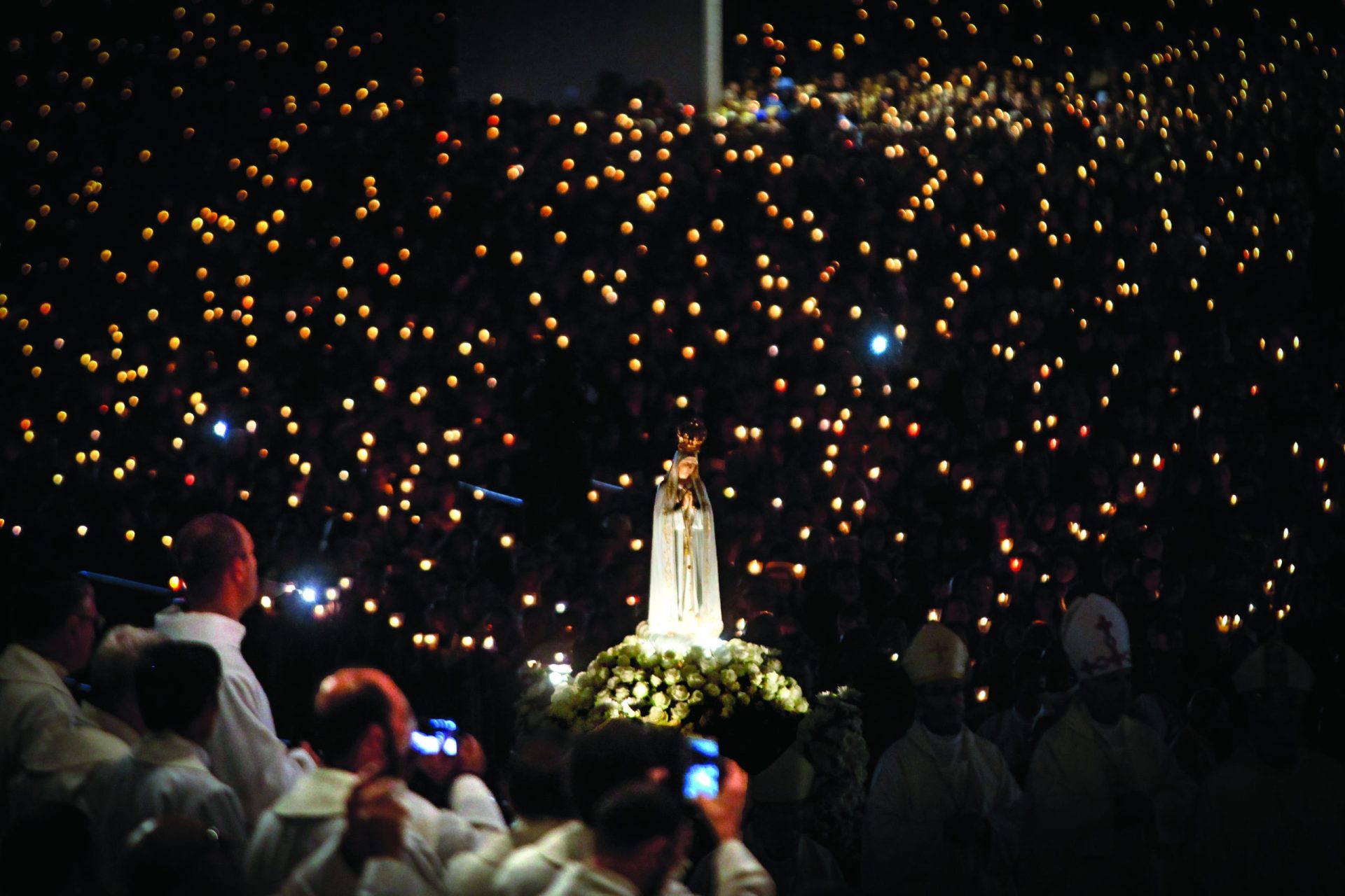 Acender velas à distância por 99 cêntimos