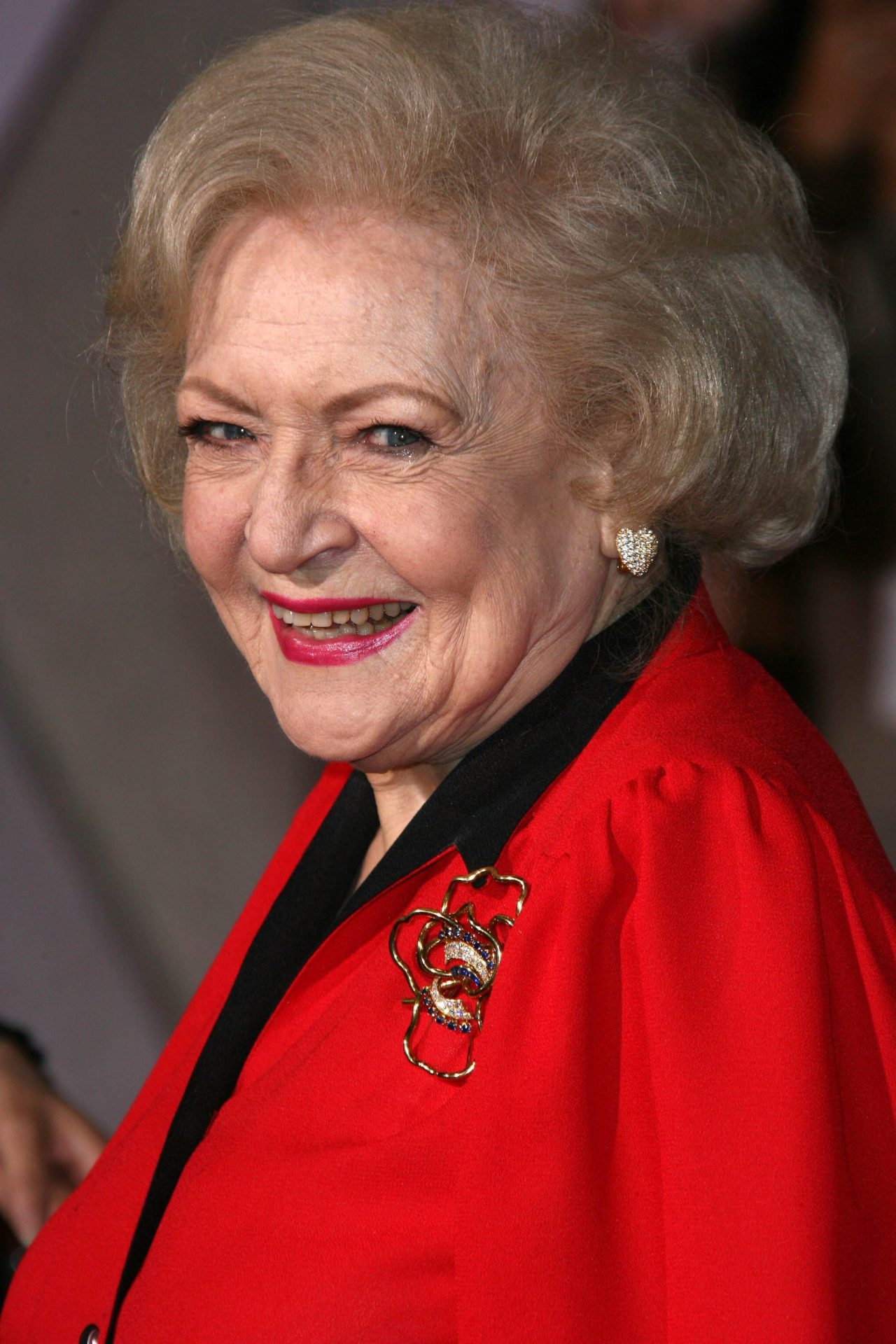 2016 está a fazer tantas baixas que já há uma campanha para proteger Betty White