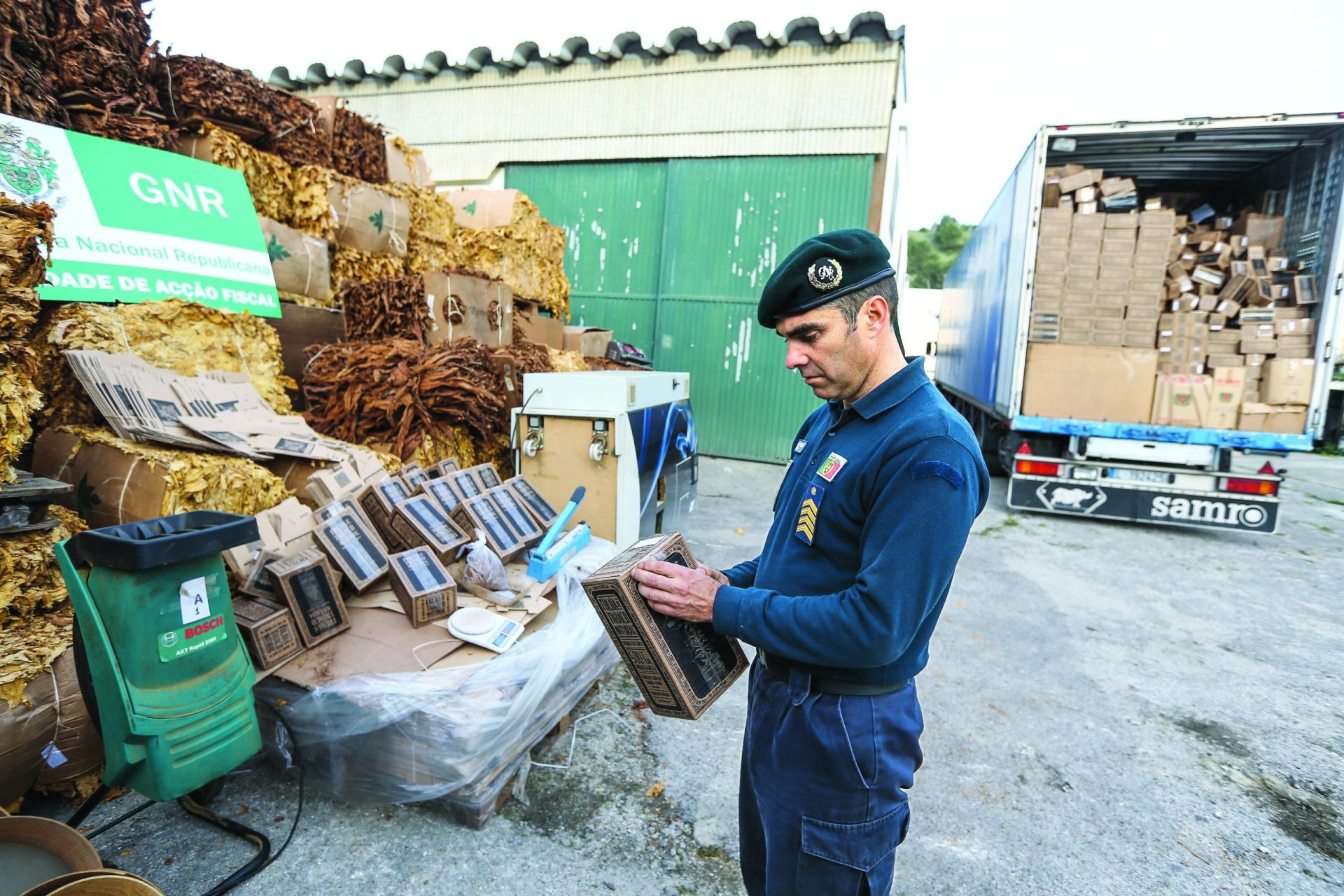 GNR faz a maior apreensão de sempre de tabaco na Europa