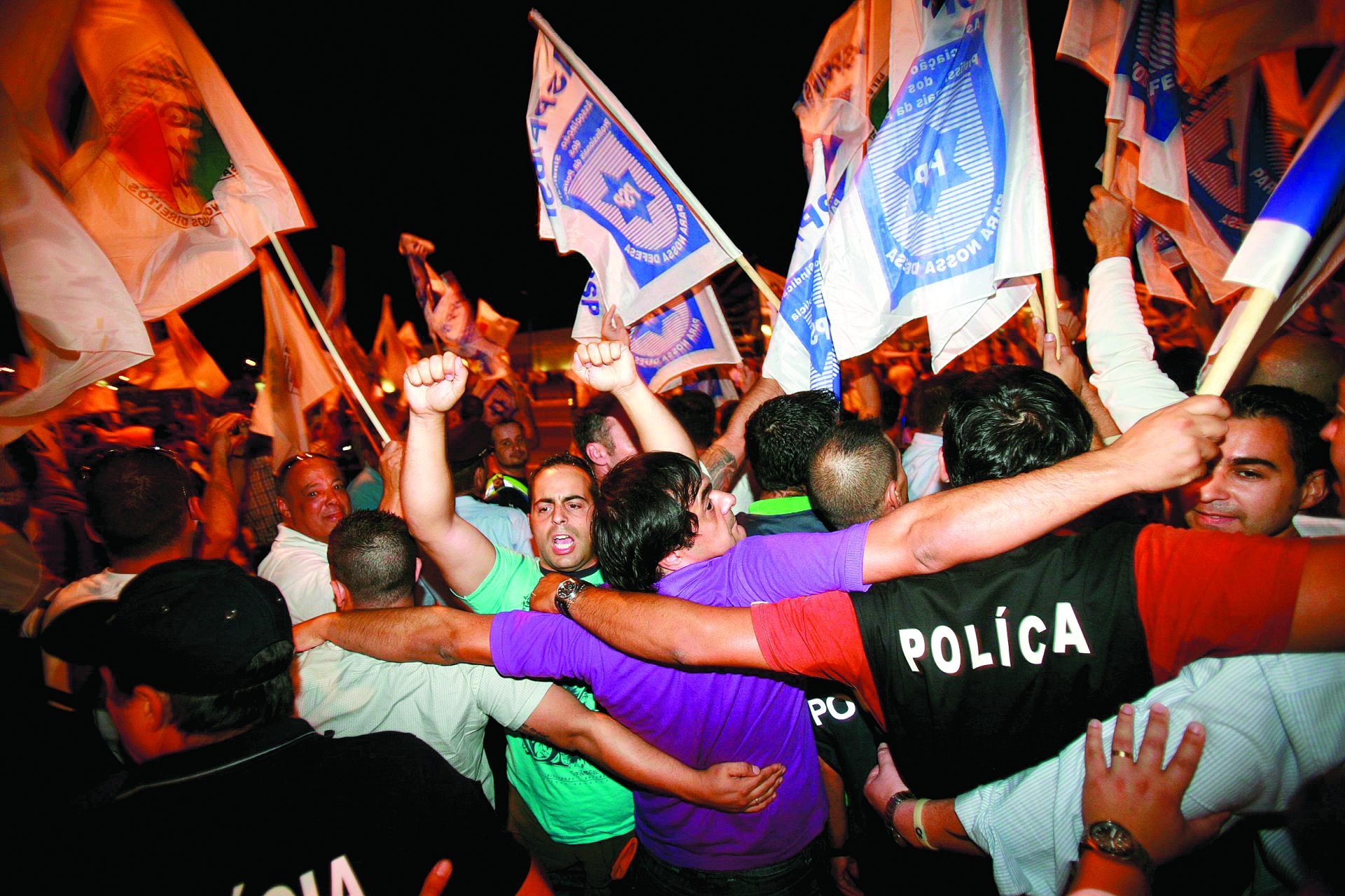 Lisboa. PSP ficou sem ambulâncias para manifestações e formação de tiro