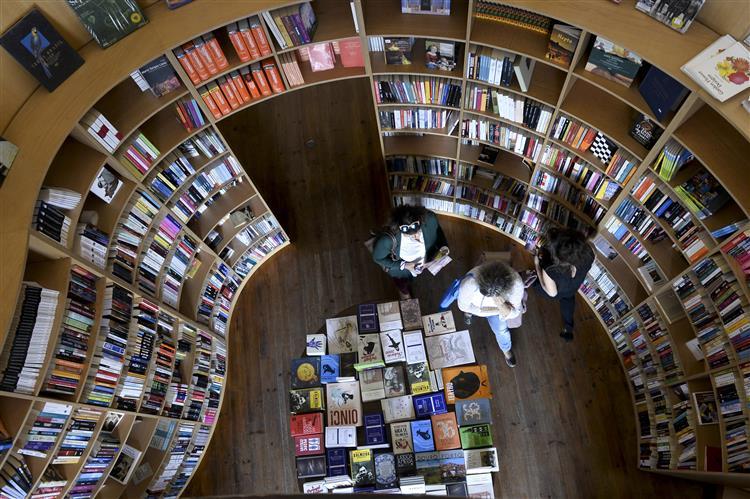 Nobel da literatura em Óbidos