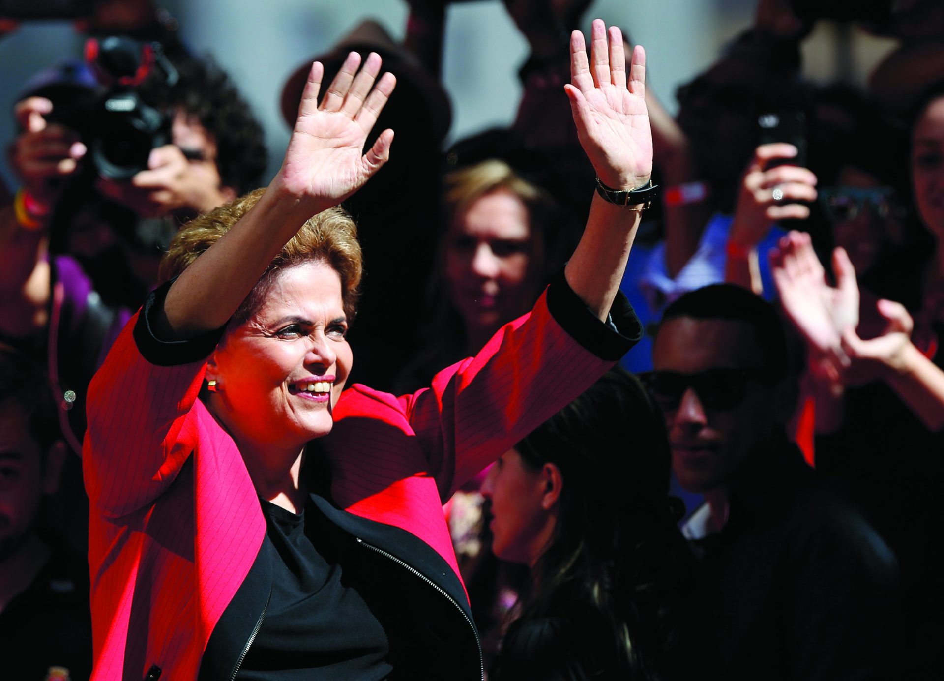 Dilma sai hoje do planalto. Tchau?