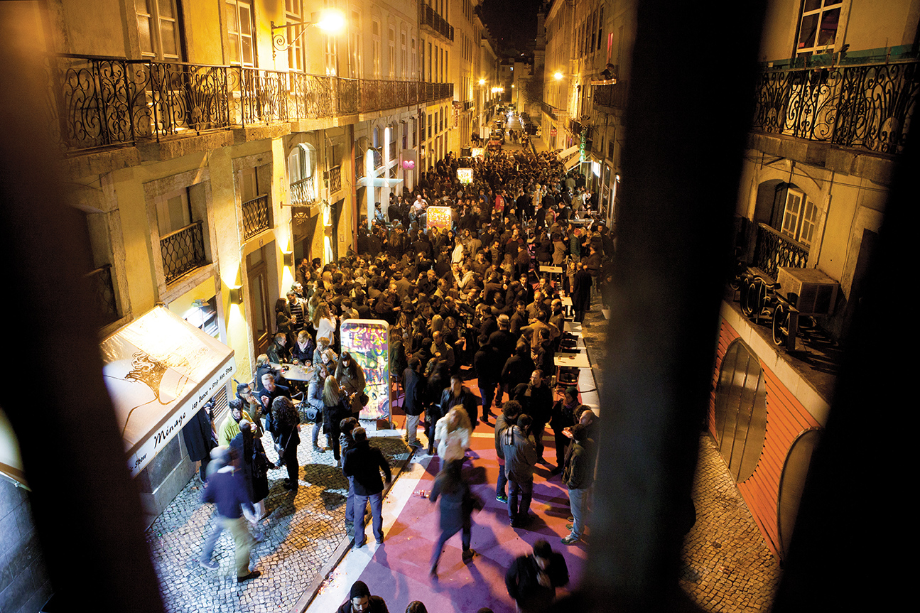 Diversão noturna. Noites regadas a álcool acabam em violência