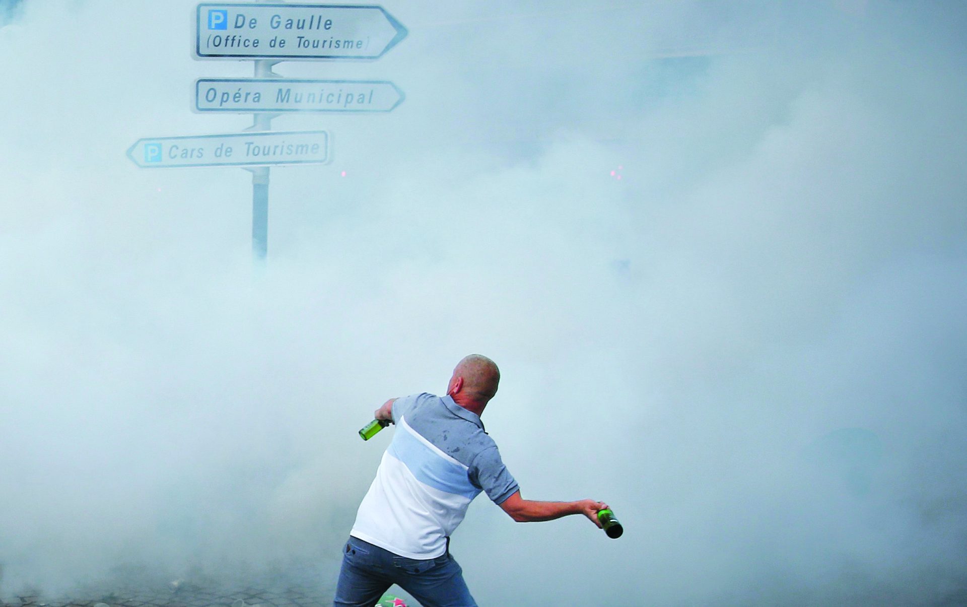 Euro’16. O mundo está virado ao contrário e os hooligans agradecem