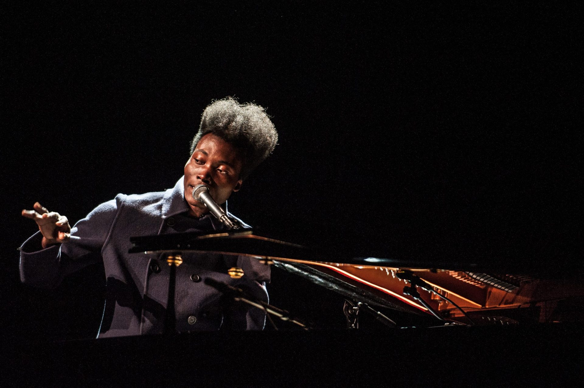 Benjamin Clementine. Quantas vezes pode a voz de um homem arrebatar uma plateia?