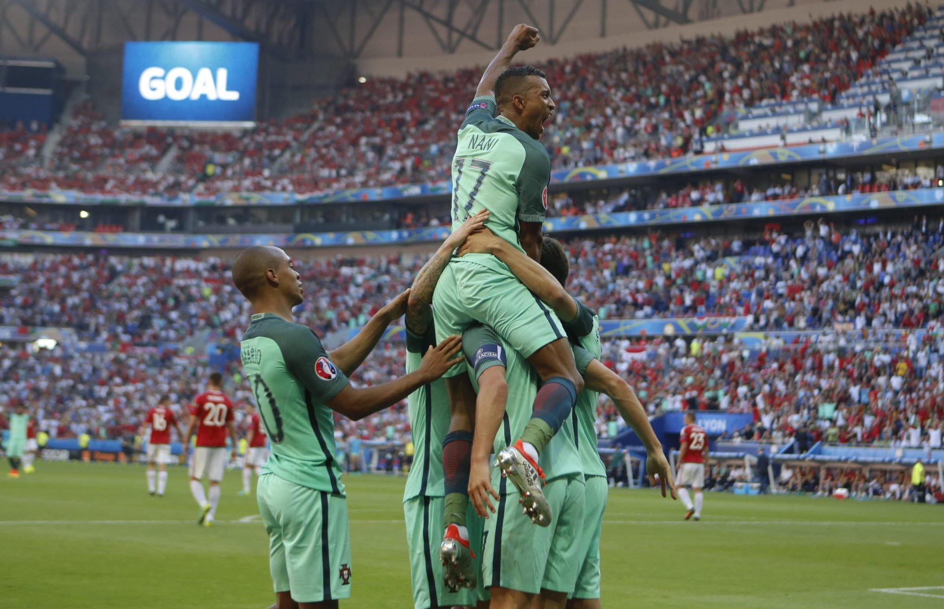 Nani. “Podemos fazer grandes fintas, mas no final do jogo não serve para nada”