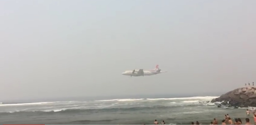 Banhistas assustam-se com avião a rasar a praia em Aveiro