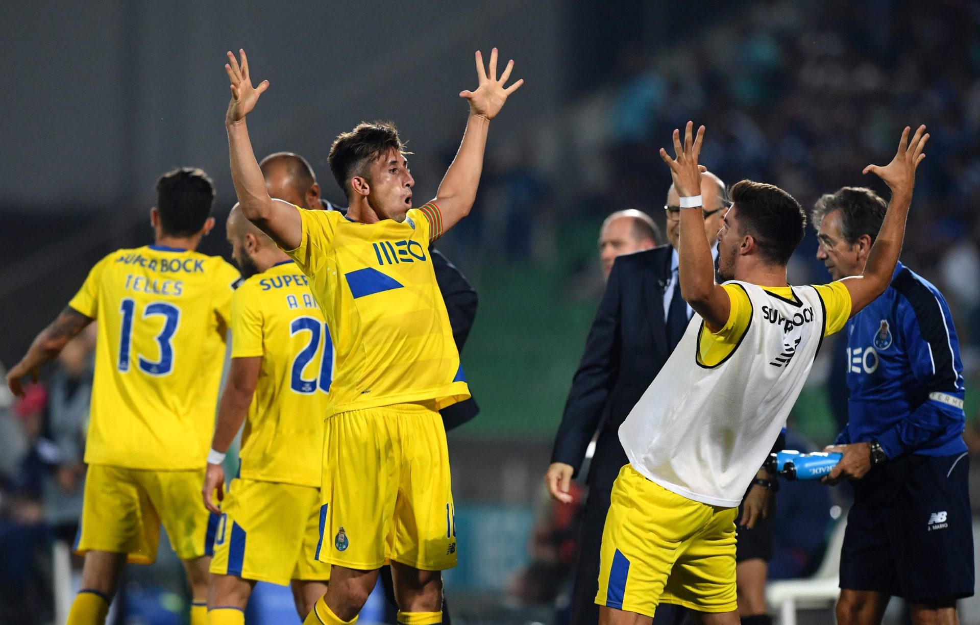 FC Porto começa Liga a ganhar