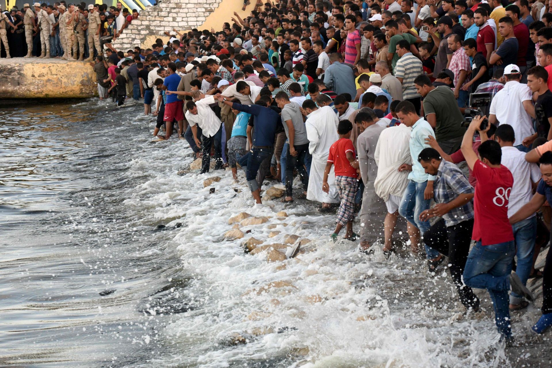 Mediterrâneo. Centenas de pessoas podem ter morrido ao largo do Egipto