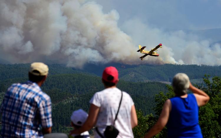 Mais 17 meios aéreos vão estar disponíveis no combate aos incêndios