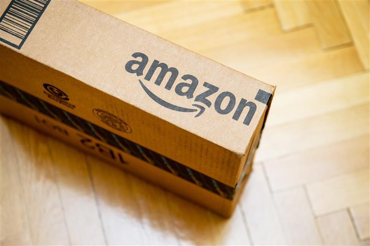 Casal faz encomenda na Amazon… e recebe um bónus inesperado