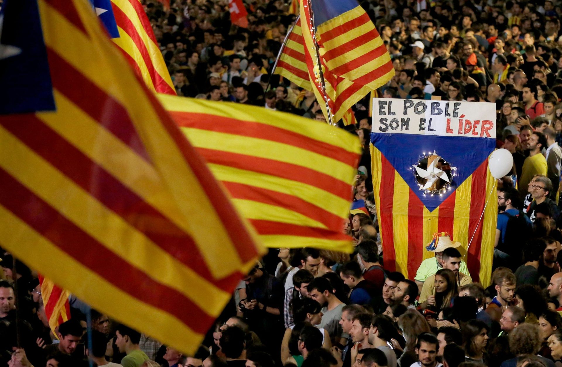 Sondagem. Independentistas sem maioria absoluta