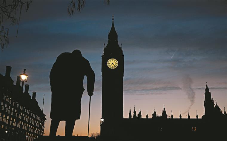 Acordo final do Brexit vai ser votado no parlamento britânico