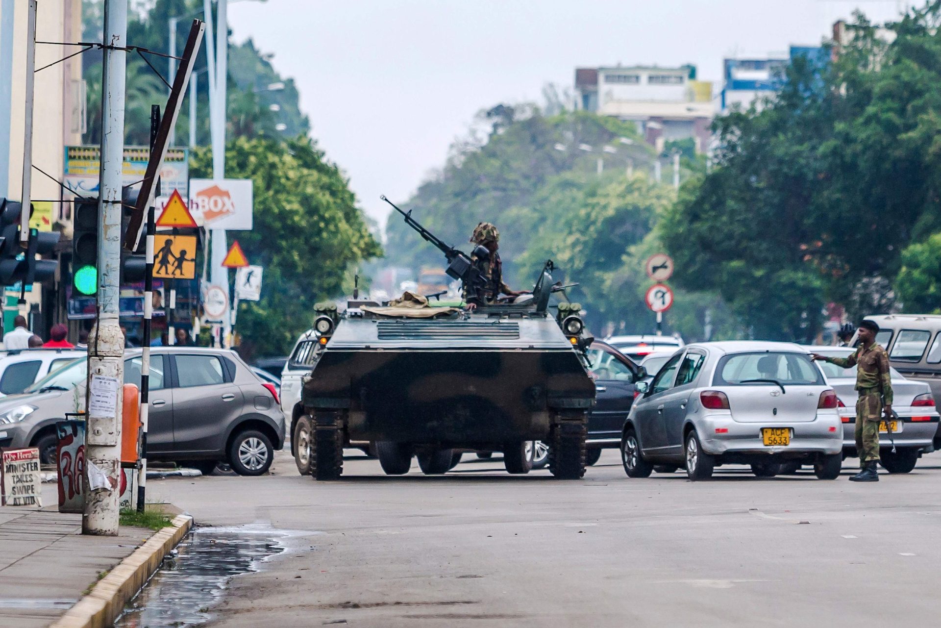 Zimbabué. Mugabe disse ao presidente sul-africano que está “bem”