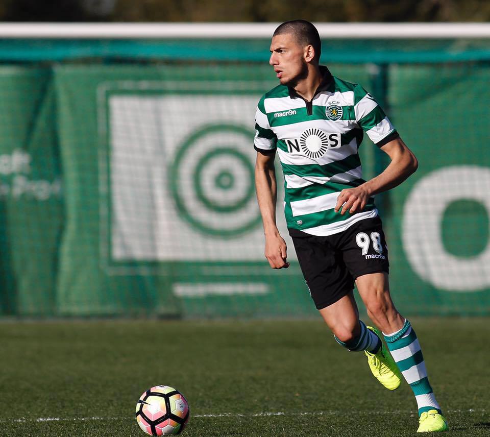 Central do Sporting B faz auto-golo caricato pela Turquia (com vídeo)