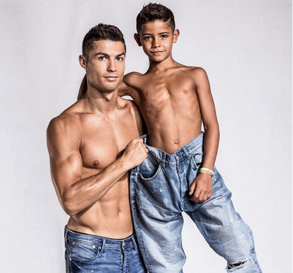 Cristiano Ronaldo anuncia nova marca de roupa