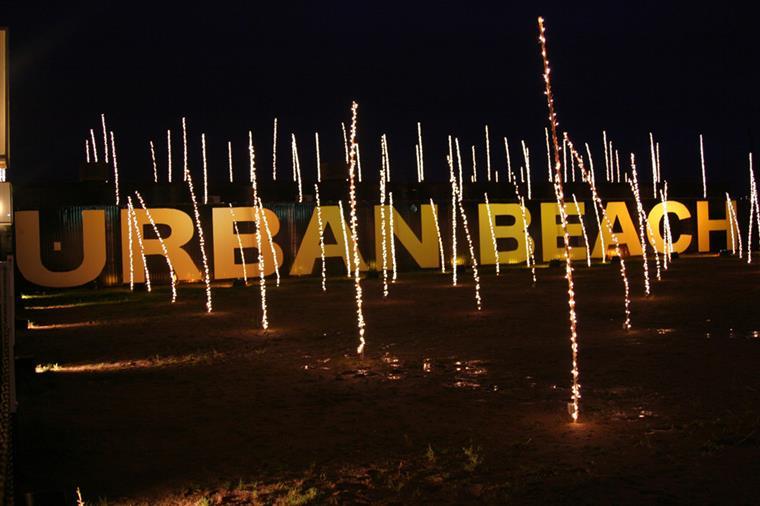 Urban Beach. A tentativa de reabrir antes dos seis meses de “castigo”