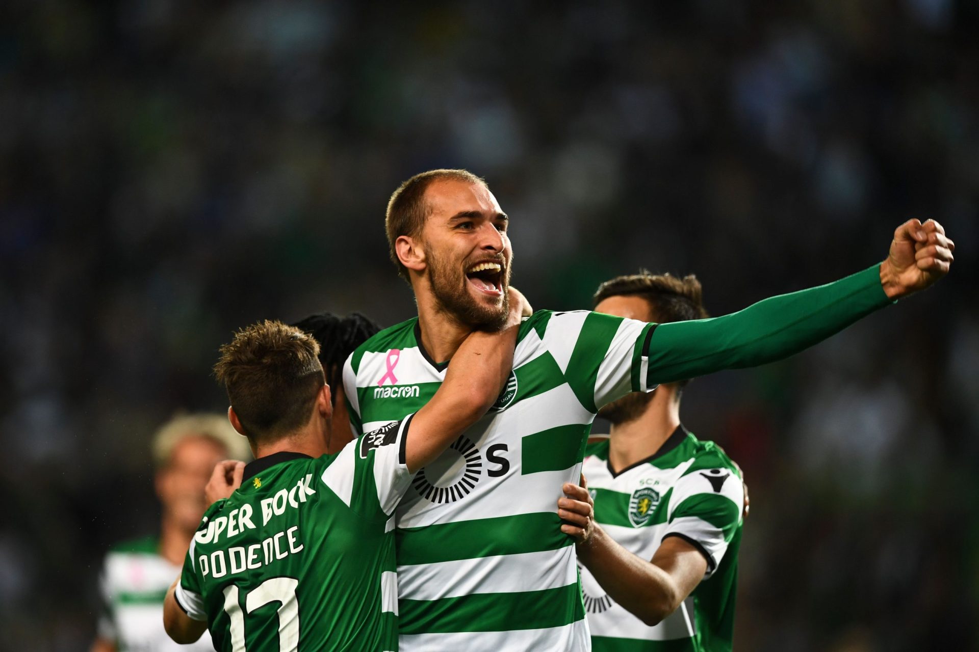 Liga. Penálti de Bas Dost põe Sporting na liderança à condição