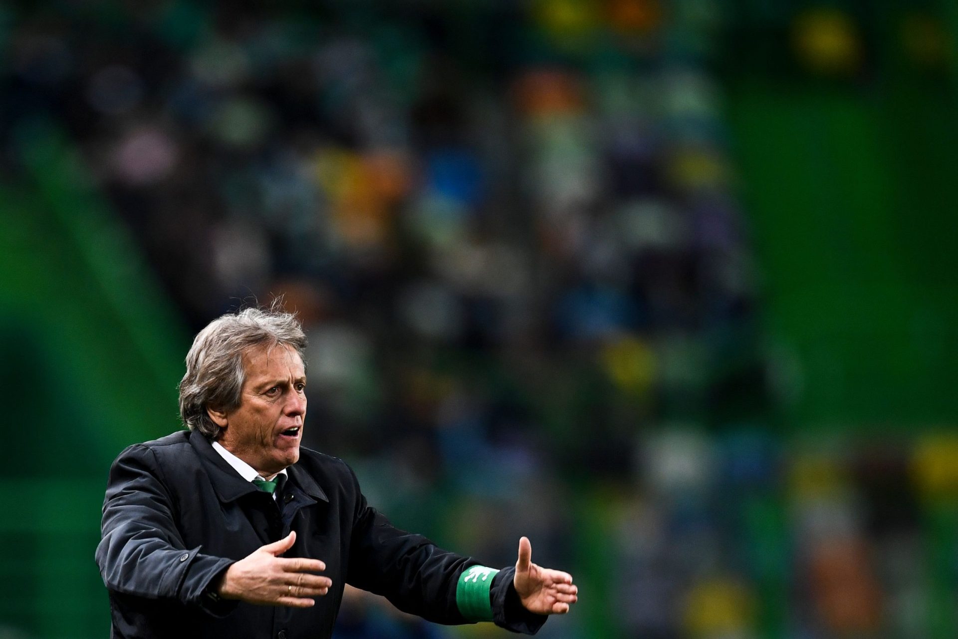 Jorge Jesus quer “duas ou três prendas de Natal”