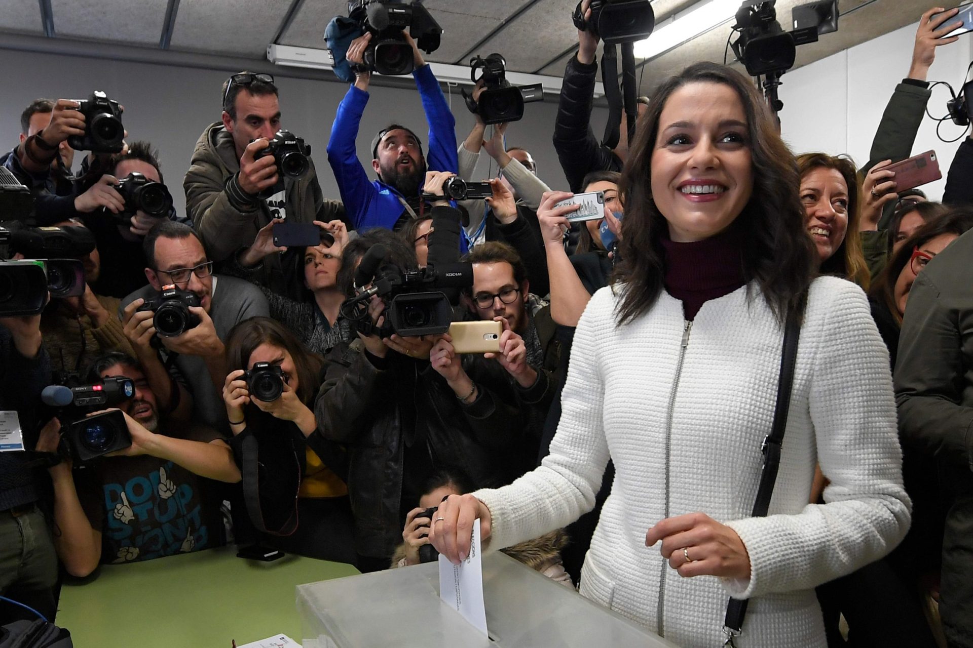 21D. Ciudadanos ganha, mas os independentistas podem ser maioria no parlamento