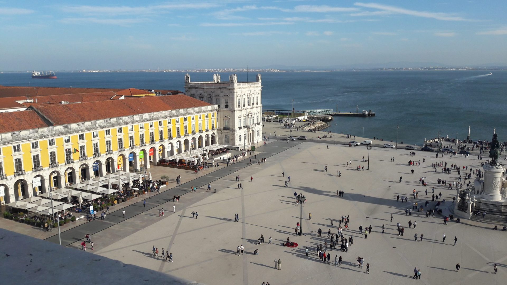 PSP vai colocar barreiras de cimento no Terreiro do Paço para a Passagem de Ano