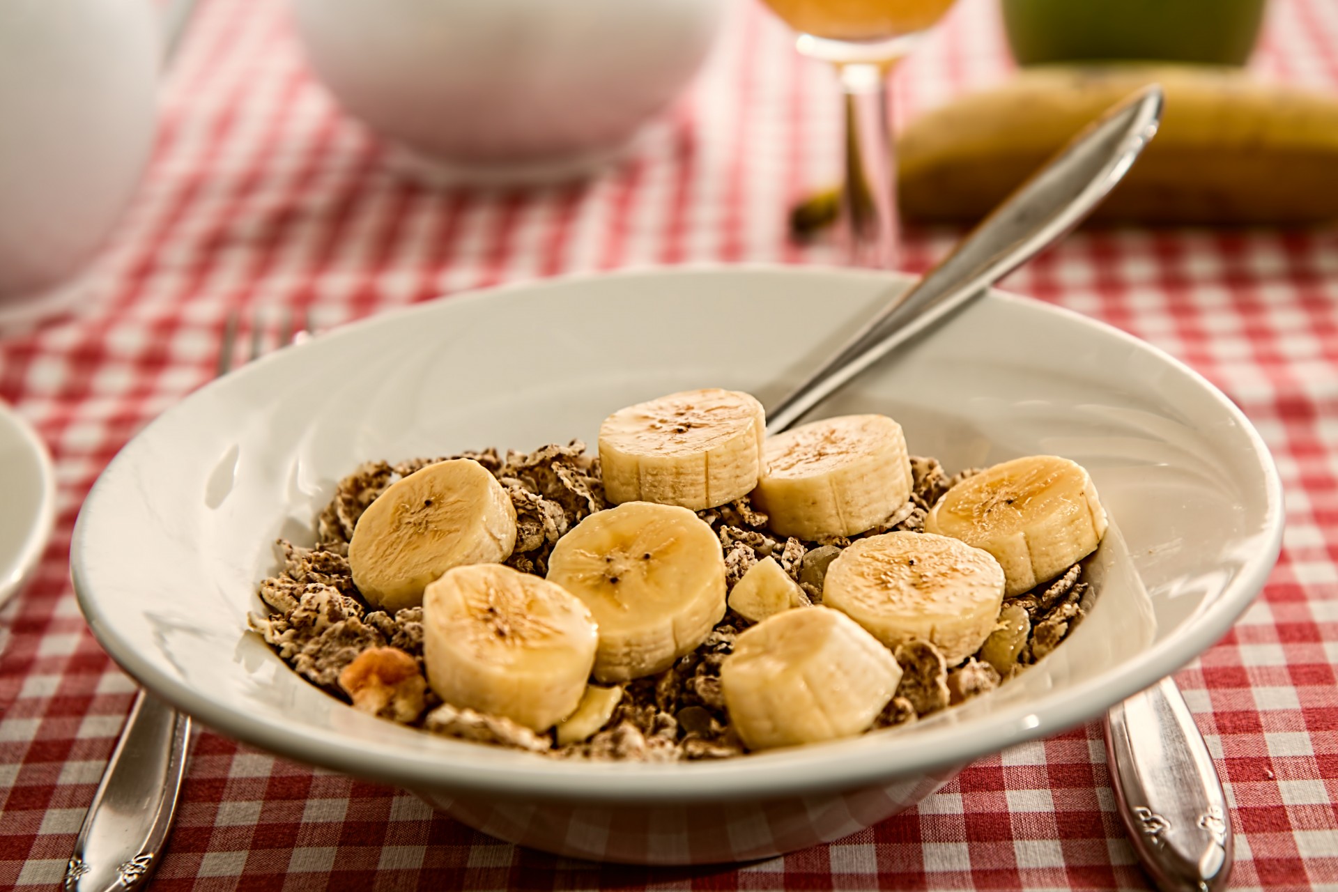 Não toma pequeno-almoço? Isso dá direito a mais 250 calorias por dia