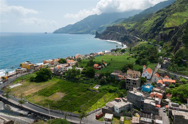 Cabo Verde negoceia perdão de 200 milhões com Portugal