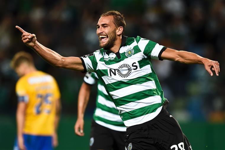 Liga. Bas Dost é o melhor jogador do mês de janeiro