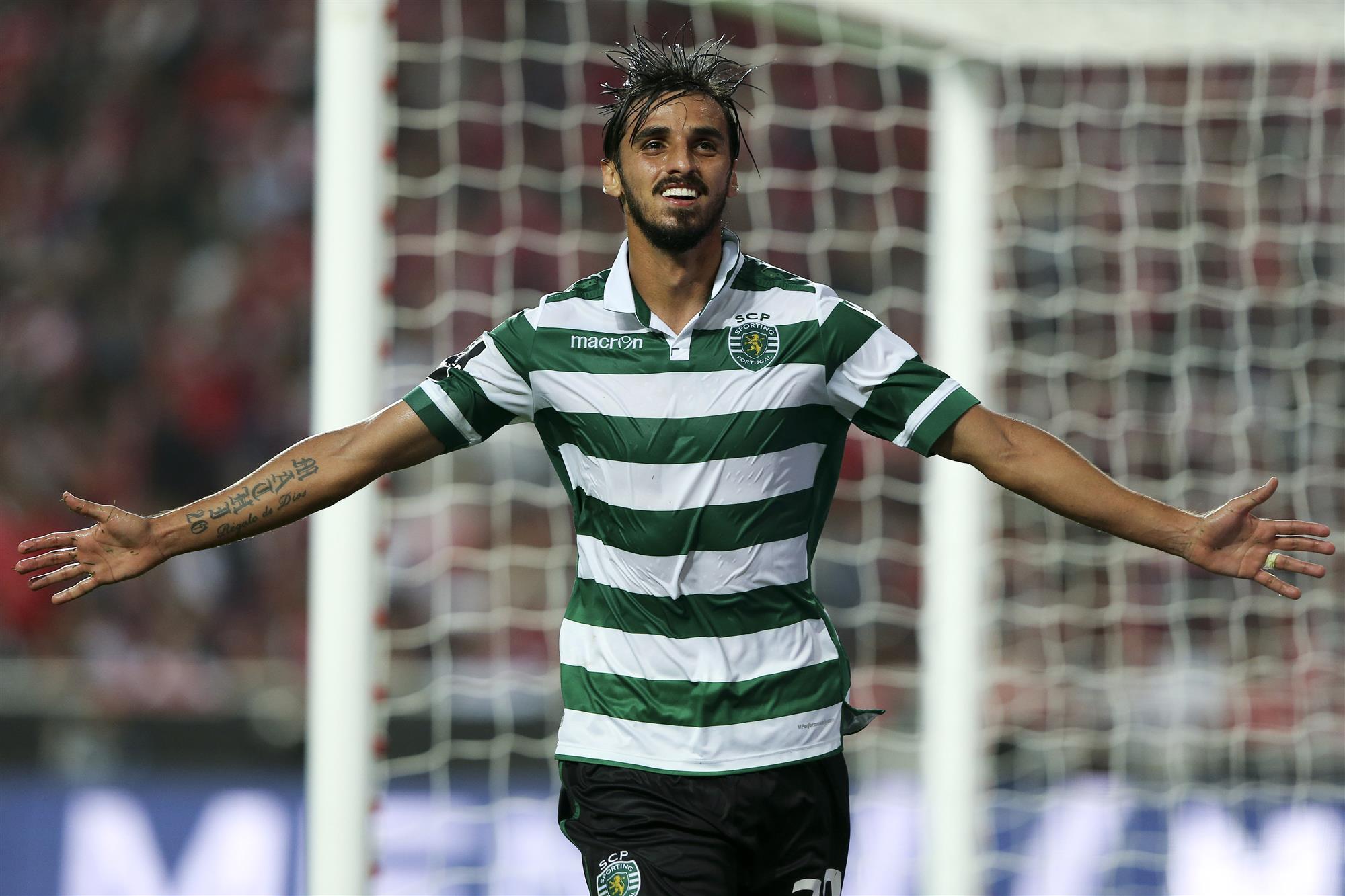 Bryan Ruiz na porta de saída do Sporting