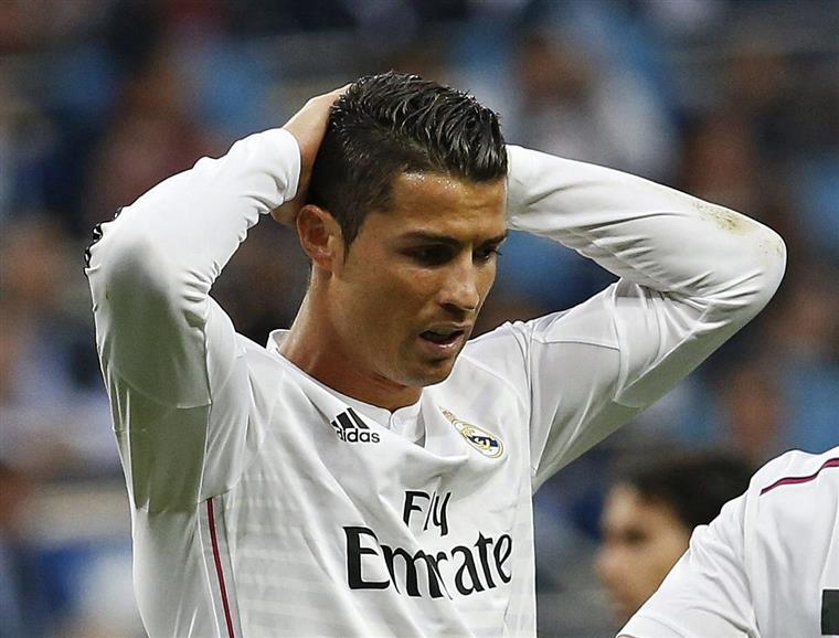 Espanha. Cristiano Ronaldo falha jogo com o Eibar