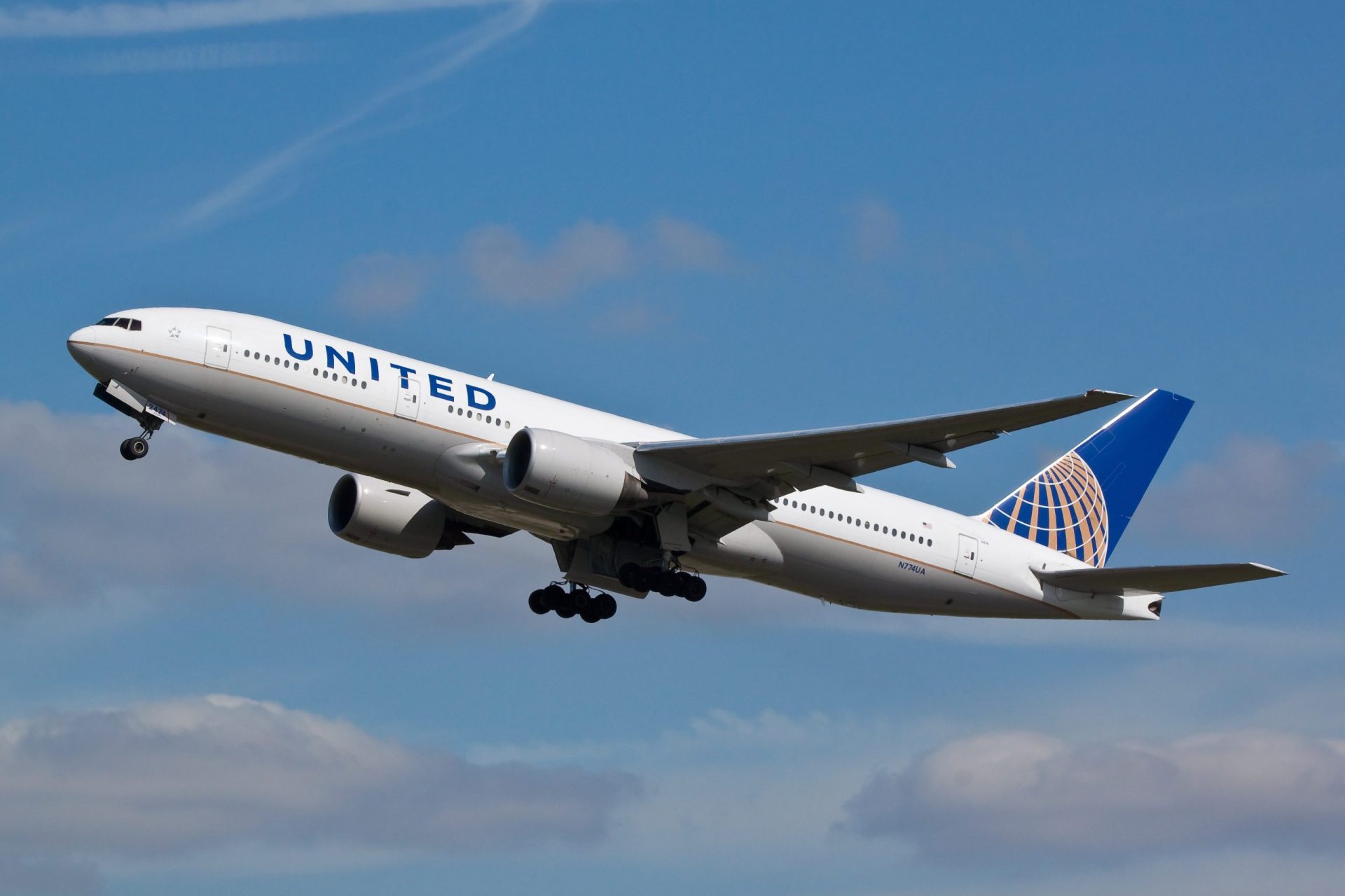 United Airlines. Mais um passageiro expulso sob ameaça