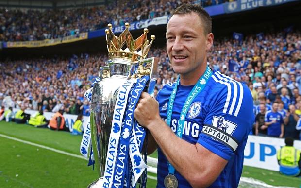 Inglaterra. John Terry deixa Chelsea no fim da época