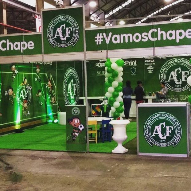 Jogador da Chapecoense expulso por apalpar adversário (com vídeo)