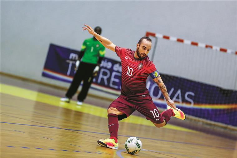 Futsal. Portugal goleia Finlândia e está mais perto do Euro 2018